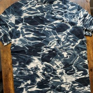 A|x small print water color T-shirt